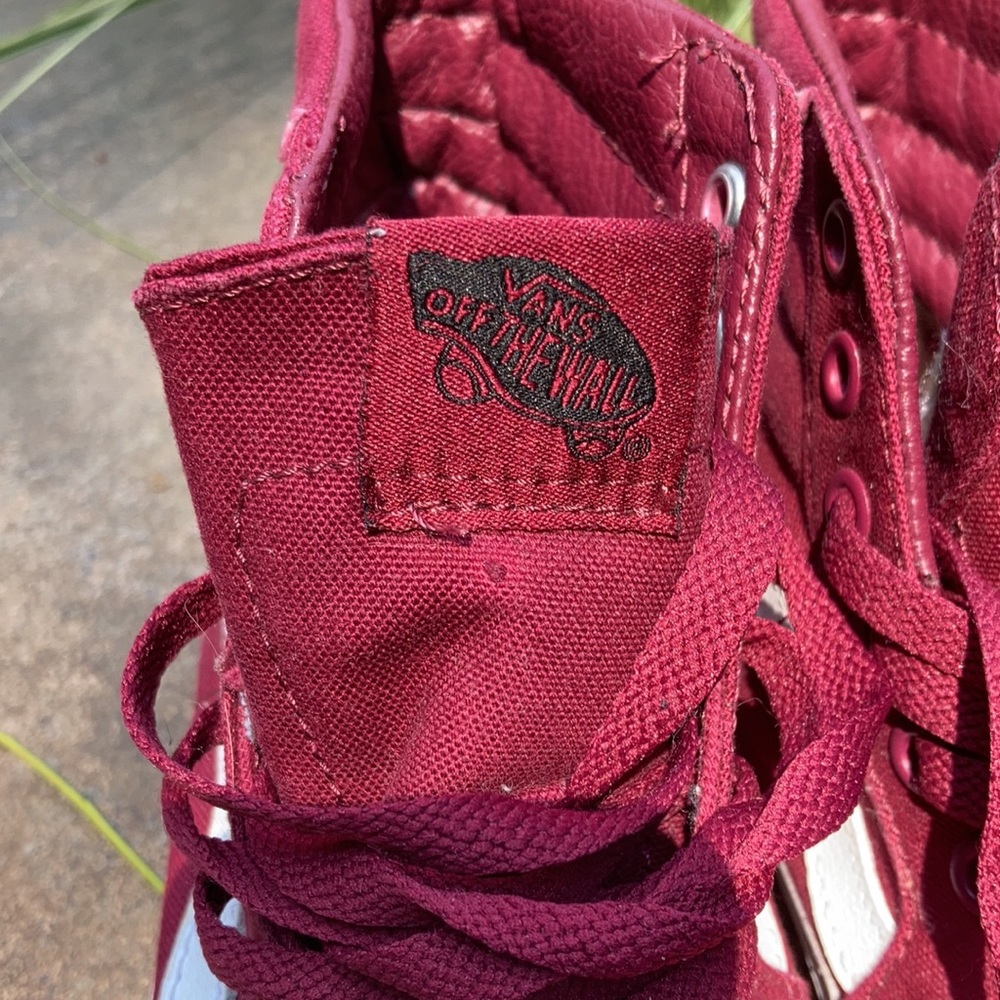 Vans - Picture 3 of 6